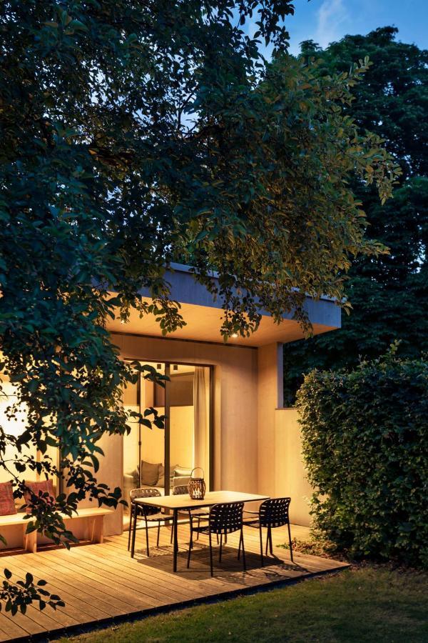 Natuerlich Hell. Aparthotel & Camping Fuegen Exterior photo