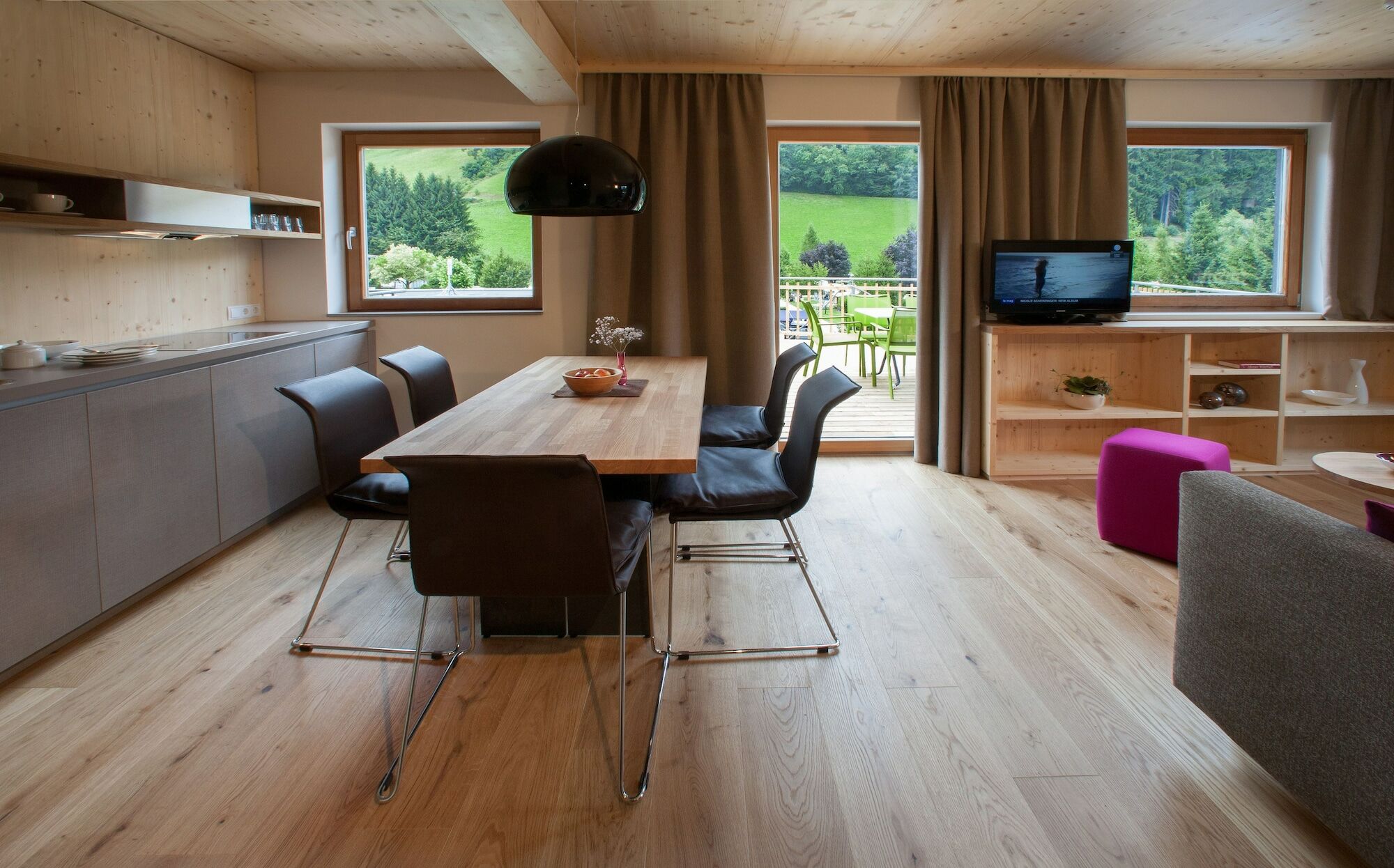 Natuerlich Hell. Aparthotel & Camping Fuegen Exterior photo
